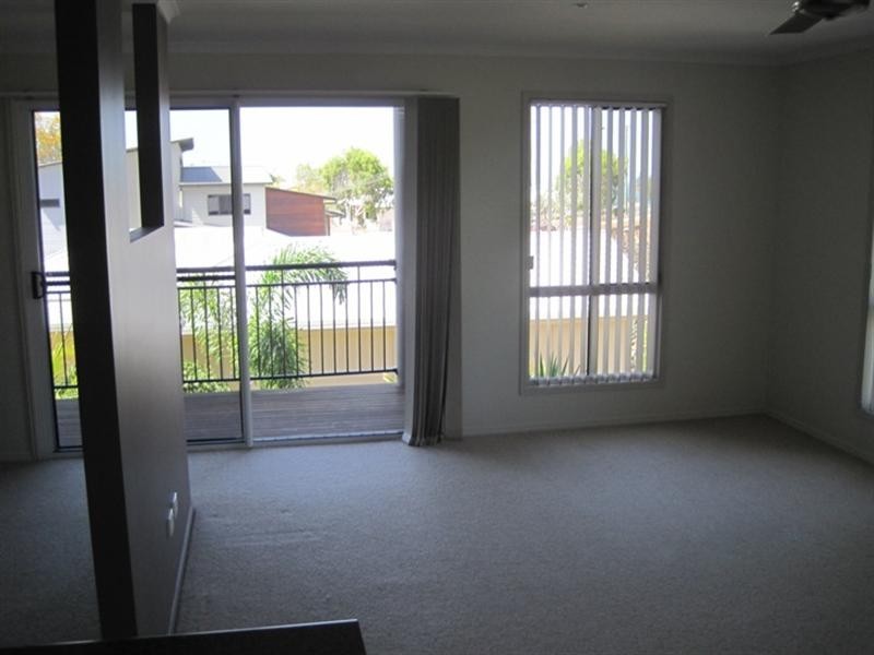 1/18 Pacific Avenue, Tannum Sands QLD 4680