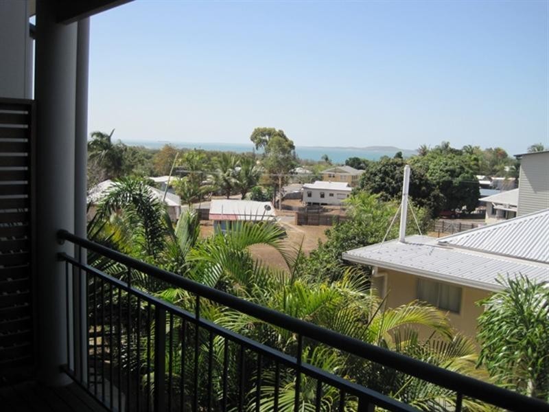1/18 Pacific Avenue, Tannum Sands QLD 4680