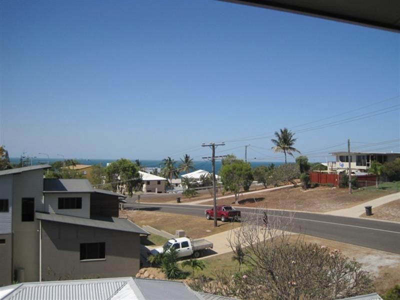 1/18 Pacific Avenue, Tannum Sands QLD 4680