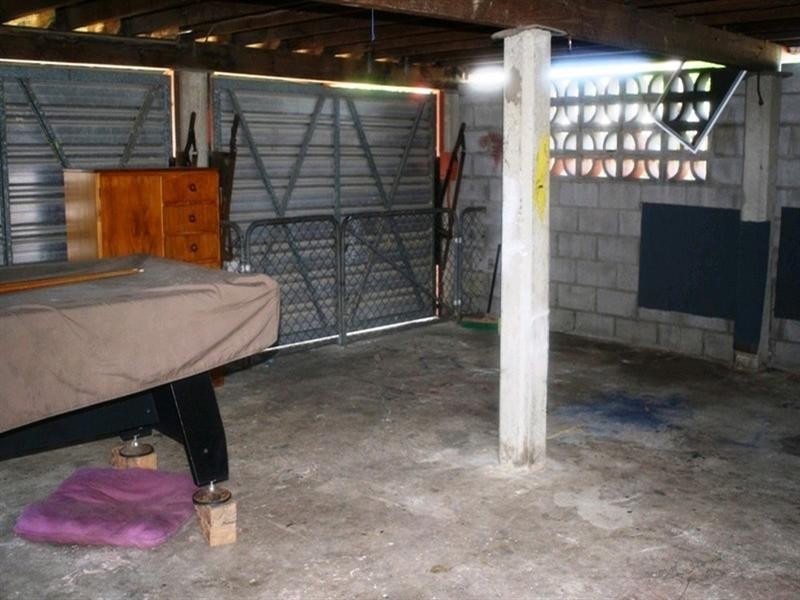 8 Marina Avenue, Boyne Island QLD 4680