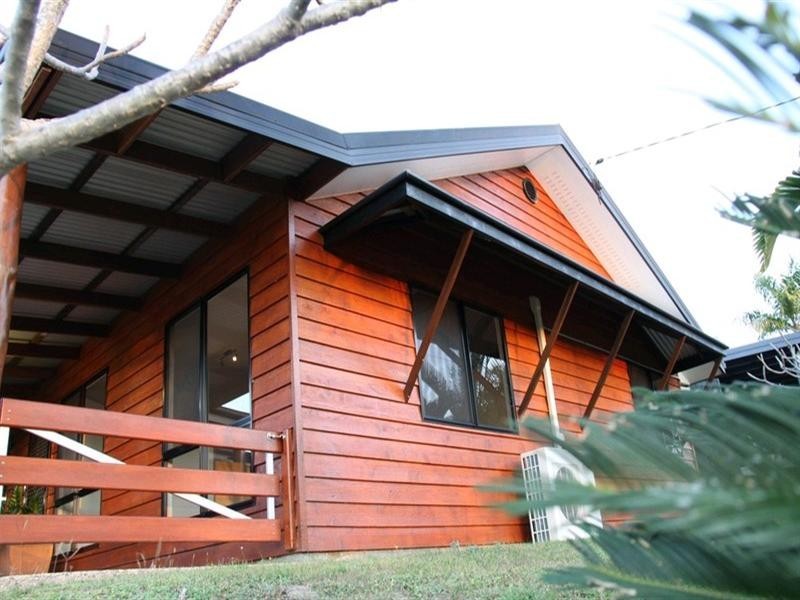 33 Latrobe Street, Tannum Sands QLD 4680