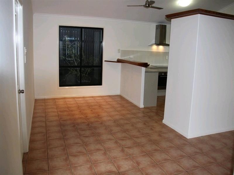 33 Latrobe Street, Tannum Sands QLD 4680