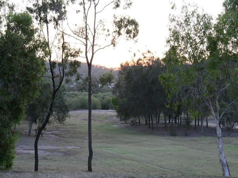 33 Latrobe Street, Tannum Sands QLD 4680