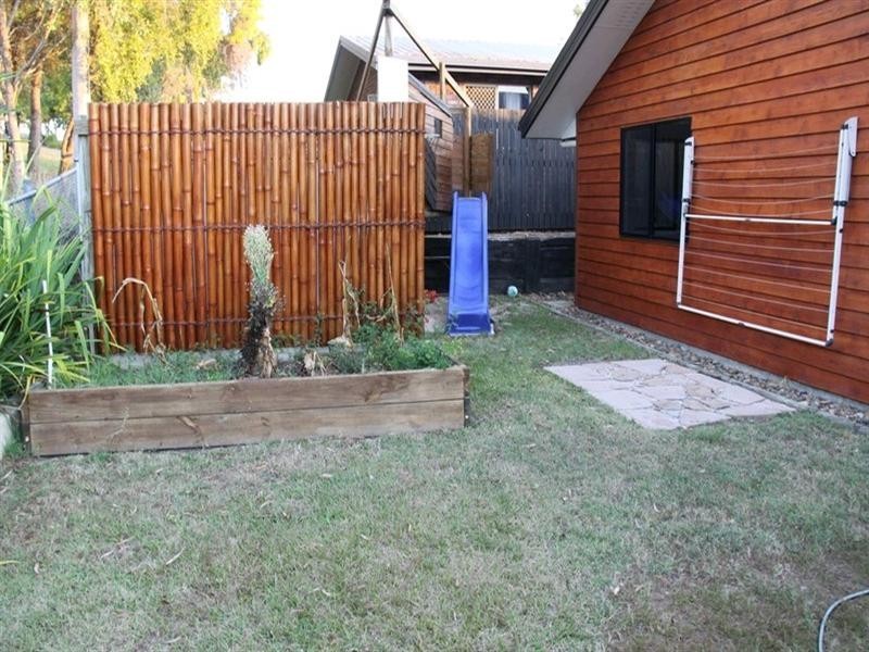 33 Latrobe Street, Tannum Sands QLD 4680