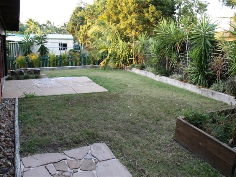 33 Latrobe Street, Tannum Sands QLD 4680