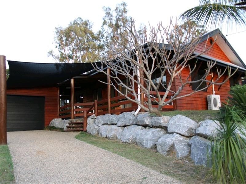 33 Latrobe Street, Tannum Sands QLD 4680