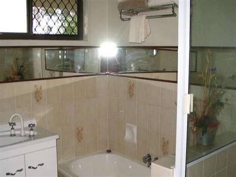 63 Hampton Drive, Tannum Sands QLD 4680