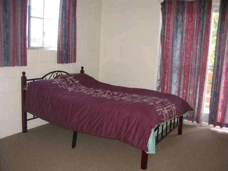 1/27 Beach Avenue, Tannum Sands QLD 4680