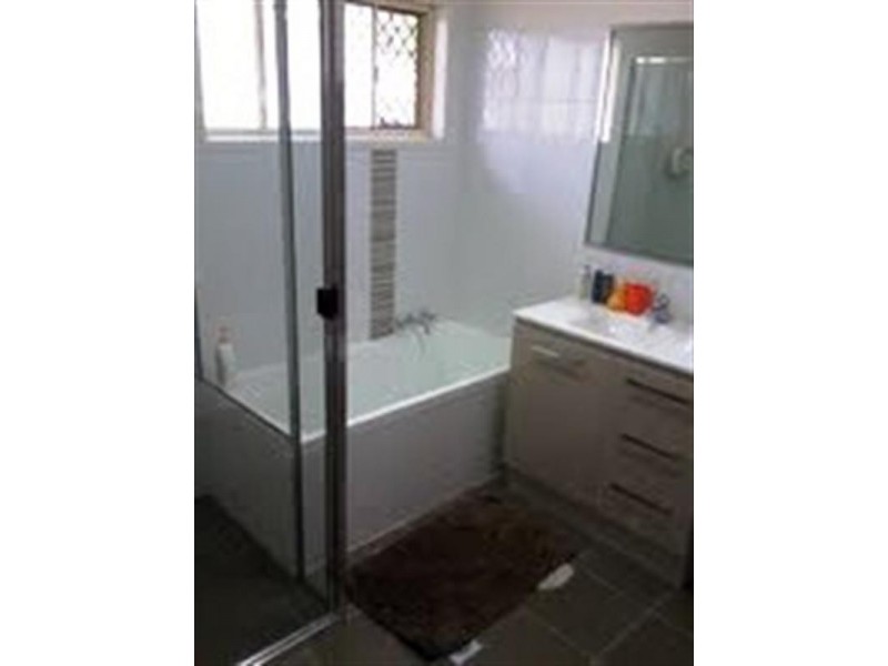 41 Latrobe Street, Tannum Sands QLD 4680