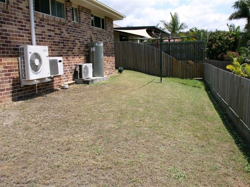 8 Richard Street, Boyne Island QLD 4680