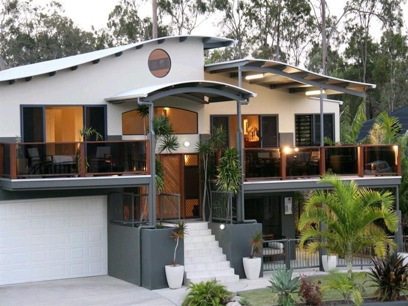 12 Lighthouse Drive, Boyne Island QLD 4680