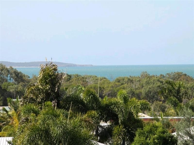 1 Darragh Street, Tannum Sands QLD 4680