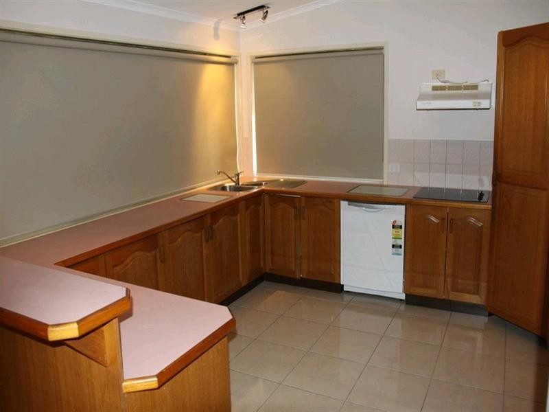 1 Darragh Street, Tannum Sands QLD 4680