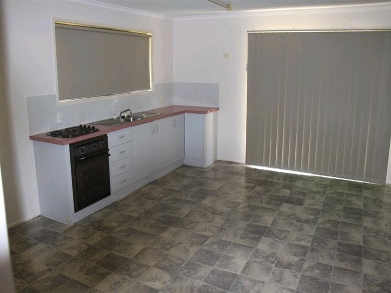 1 Darragh Street, Tannum Sands QLD 4680