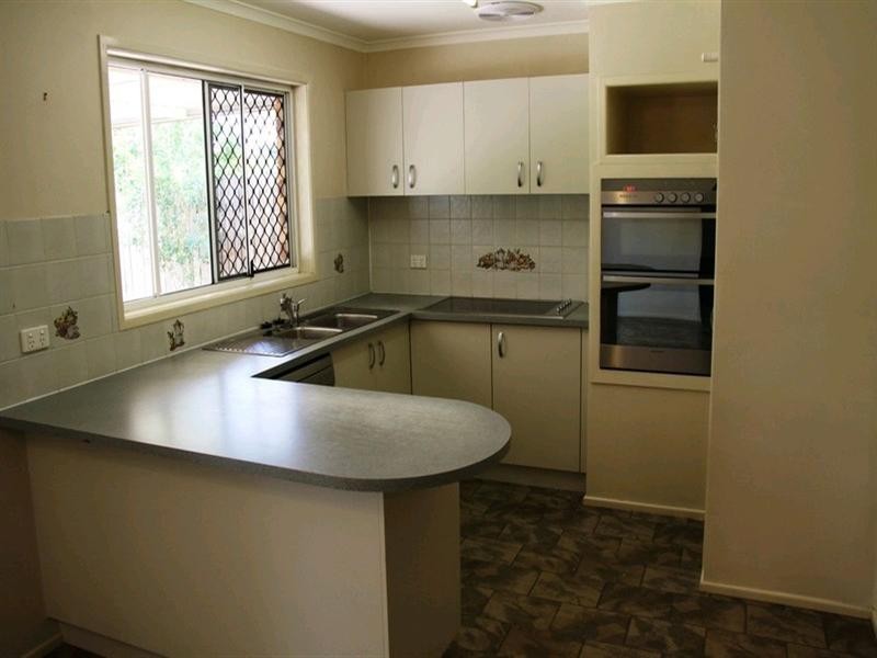 45 Latrobe Street, Tannum Sands QLD 4680