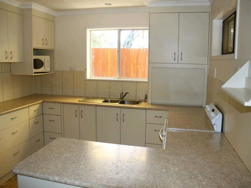 19 Wyndham, Boyne Island QLD 4680