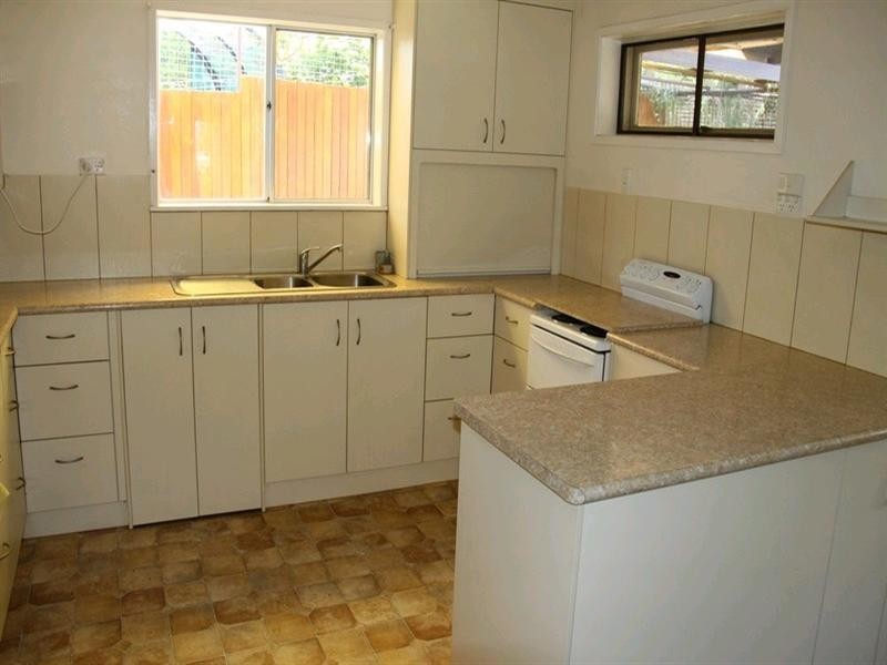 19 Wyndham, Boyne Island QLD 4680