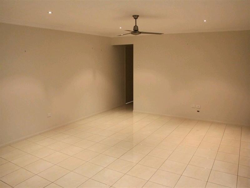 27 Longreach Court, Tannum Sands QLD 4680