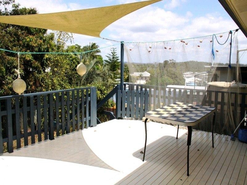 8 Marina Avenue, Boyne Island QLD 4680