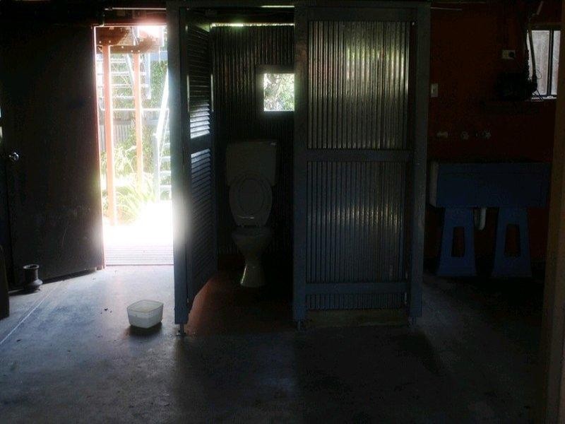 8 Marina Avenue, Boyne Island QLD 4680