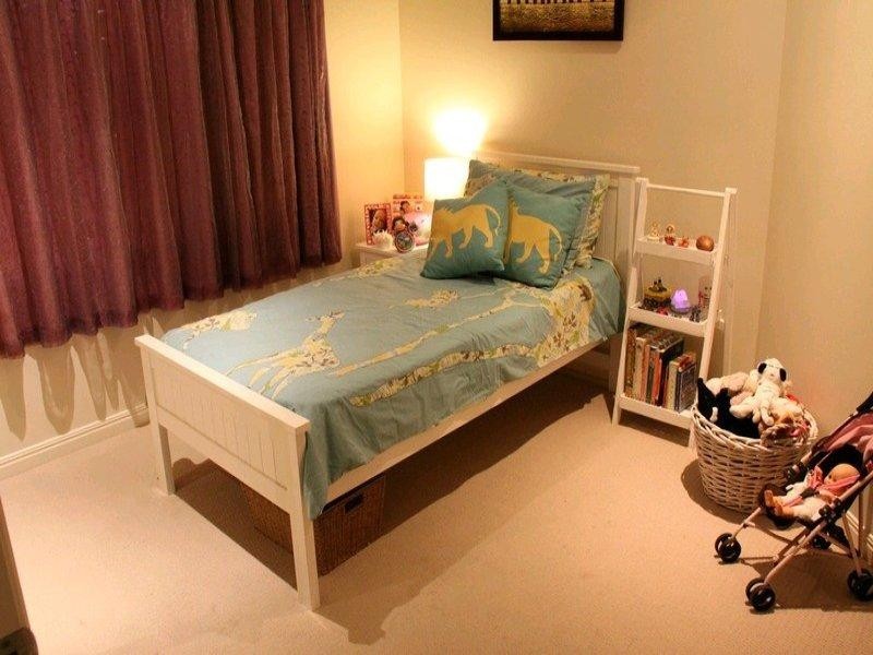 12 Lighthouse Drive, Boyne Island QLD 4680