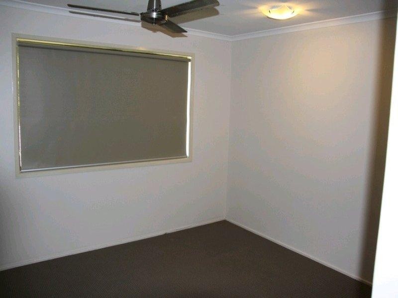 1 Darragh Street, Tannum Sands QLD 4680