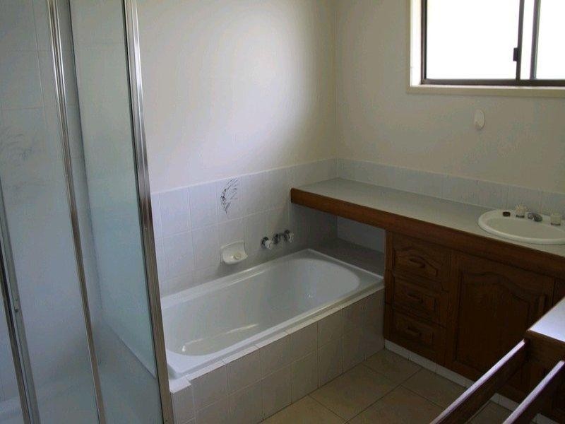 1 Darragh Street, Tannum Sands QLD 4680