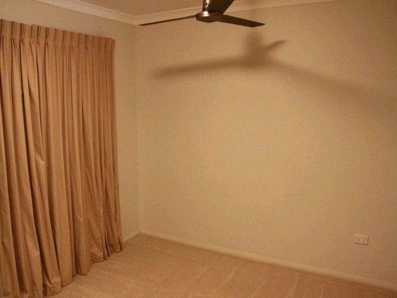 27 Longreach Court, Tannum Sands QLD 4680