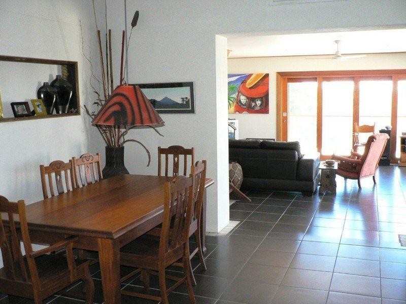 18 Sayre Crescent, Boyne Island QLD 4680