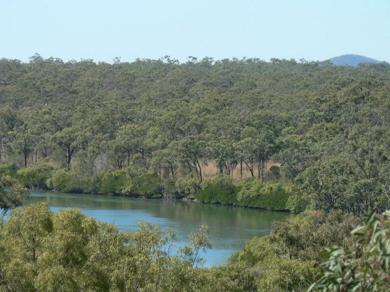 18 Sayre Crescent, Boyne Island QLD 4680