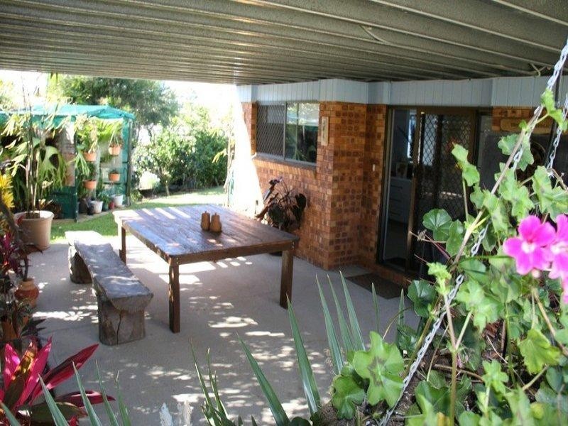 6 Helena Court, Boyne Island QLD 4680