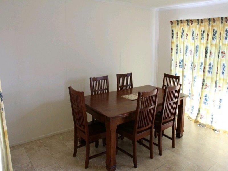 36 Centenary Drive, Boyne Island QLD 4680