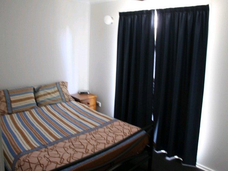 21 Hayes Avenue, Boyne Island QLD 4680