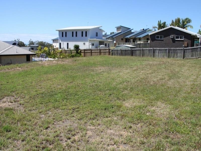 29 Lighthouse Drive, Boyne Island QLD 4680