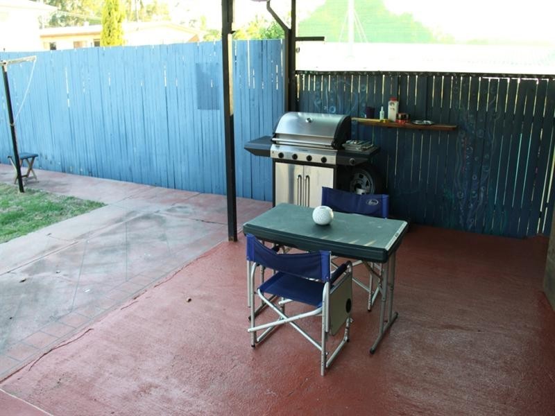 6 Marina Avenue, Boyne Island QLD 4680