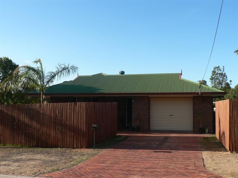 15 Warratah Crescent, Tannum Sands QLD 4680