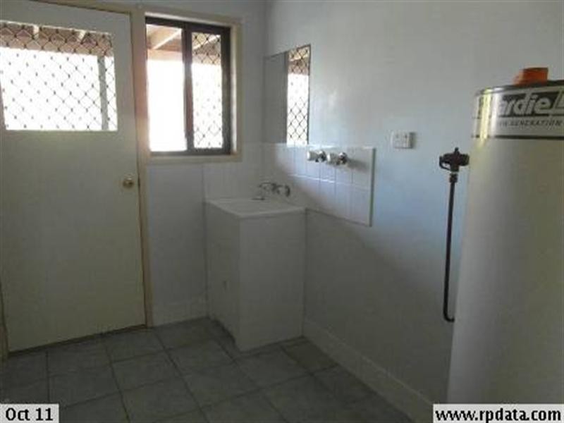 8 Gwen, Tannum Sands QLD 4680