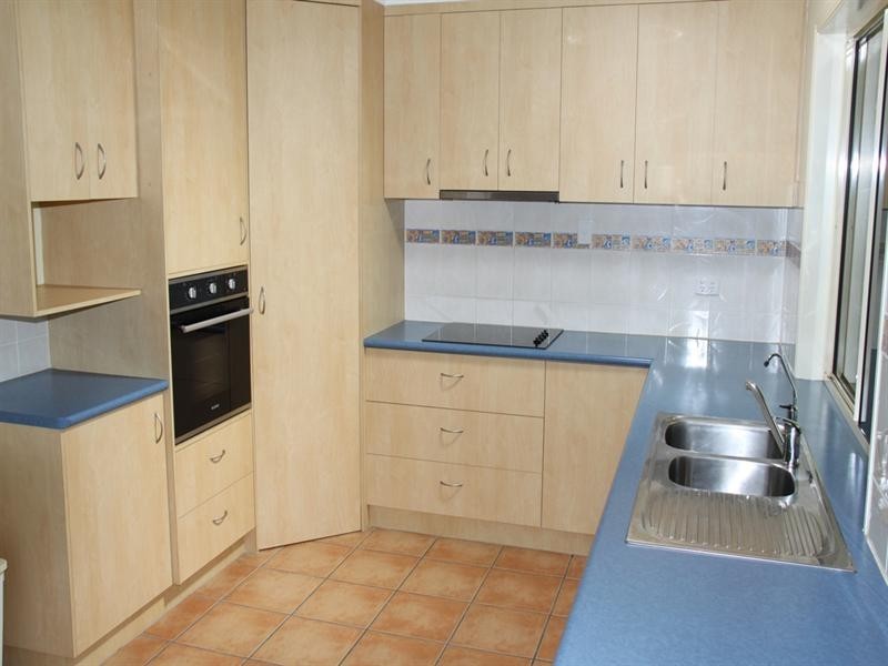 17 Bevington Street, Tannum Sands QLD 4680