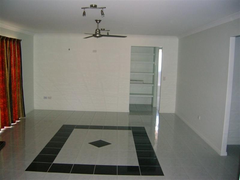 28 Golf View Drive, Boyne Island QLD 4680