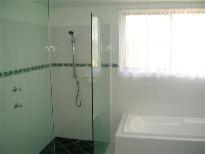 28 Golf View Drive, Boyne Island QLD 4680