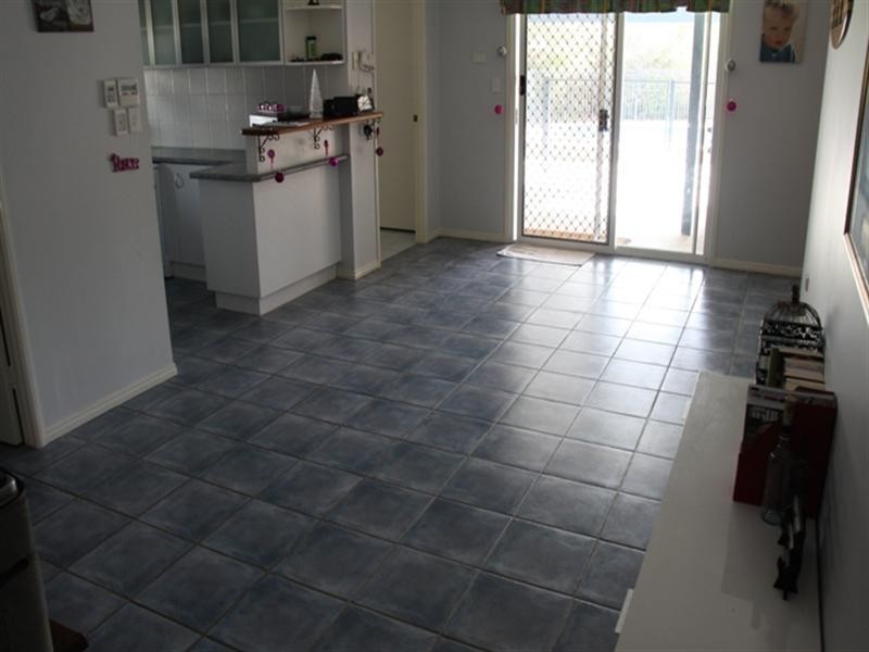 9 Yaaran Court, Boyne Island QLD 4680