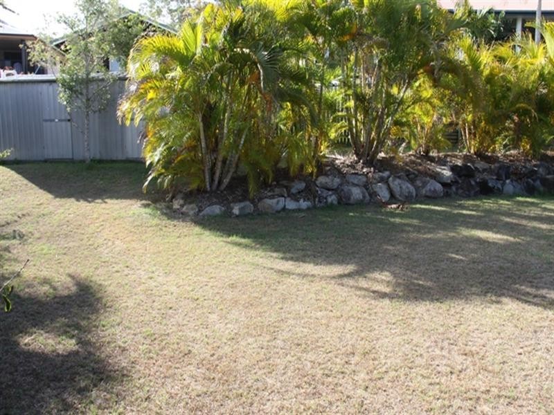 9 Yaaran Court, Boyne Island QLD 4680
