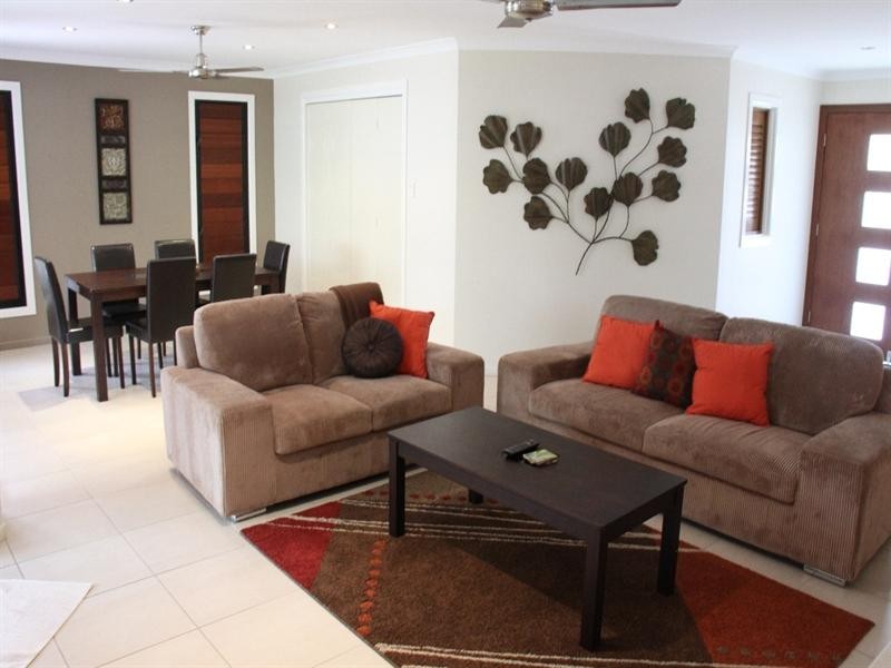 14 Lighthouse Drive, Boyne Island QLD 4680