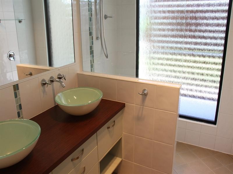 14 Lighthouse Drive, Boyne Island QLD 4680