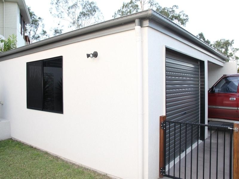 14 Lighthouse Drive, Boyne Island QLD 4680