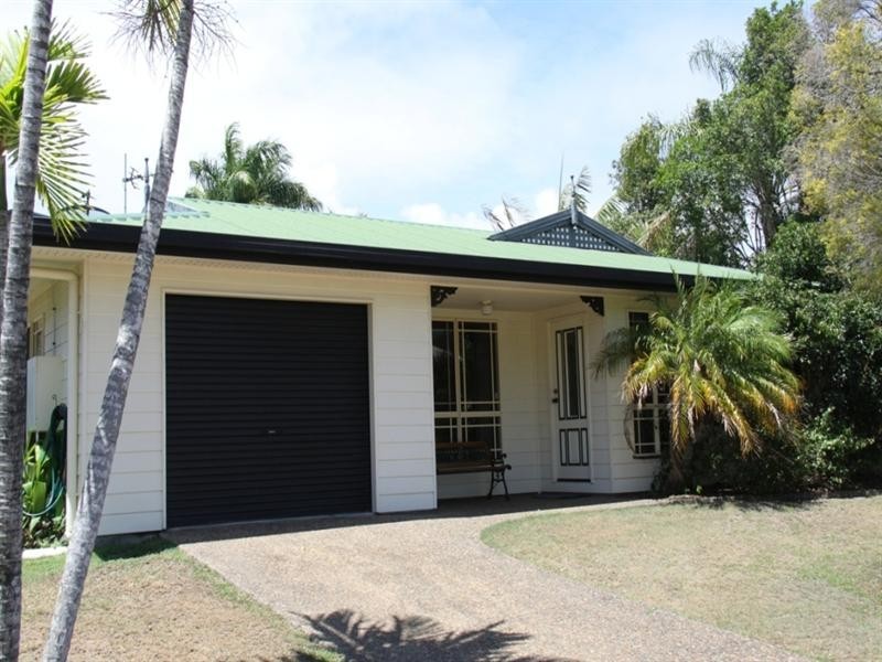 17 Beltana Drive, Boyne Island QLD 4680