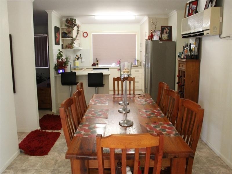 8 Silverton Drive, Tannum Sands QLD 4680