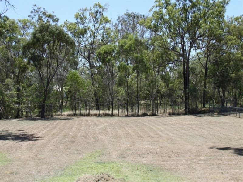 8 Silverton Drive, Tannum Sands QLD 4680