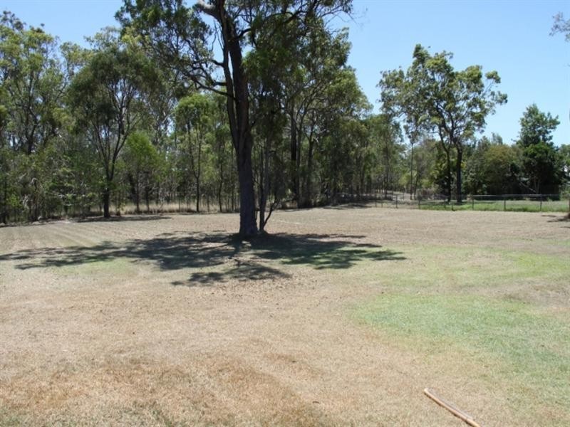 8 Silverton Drive, Tannum Sands QLD 4680