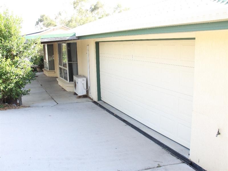 13 Curtis Avenue, Boyne Island QLD 4680